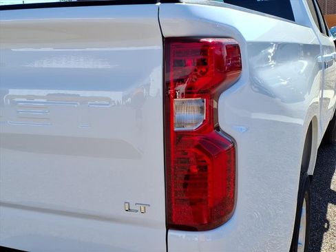 New 2026 Chevrolet Silverado 1500 LT image 9