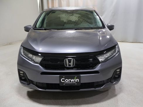 New 2026 Honda Odyssey Touring image 2