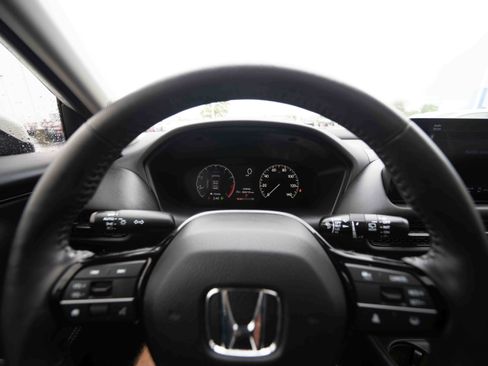 Used 2024 Honda HR-V EX-L image 15