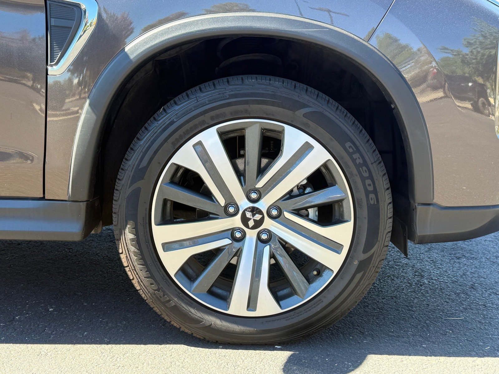 Used 2024 Mitsubishi Outlander Sport SE AWD/4WD image 9