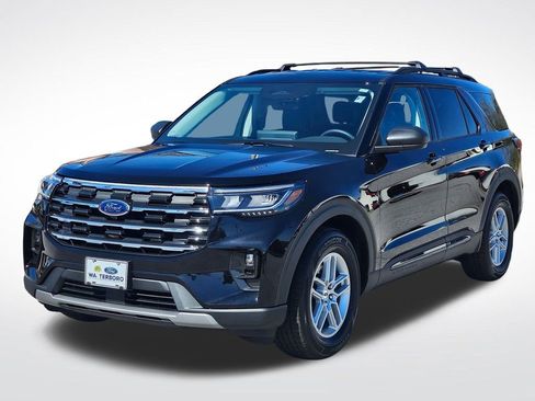 New 2026 Ford Explorer Active w/ Active Comfort Package image 2
