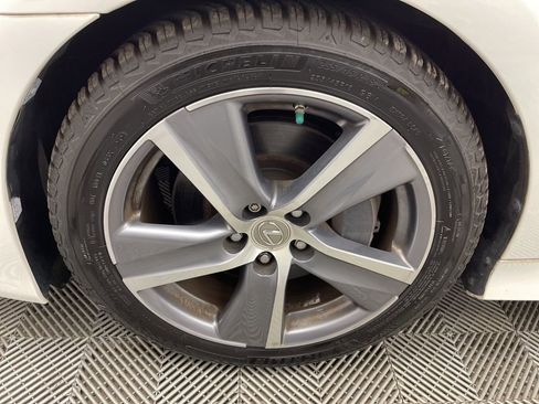 Used 2016 Lexus GS 200t w/ Premium Package image 34