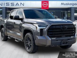 Used 2023 Toyota Tundra SR5 w/ SR5 Convenience Package AWD/4WD video 1