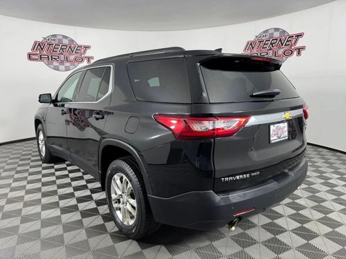 Used 2020 Chevrolet Traverse LT w/ LPO, Black Accent Package AWD/4WD image 5