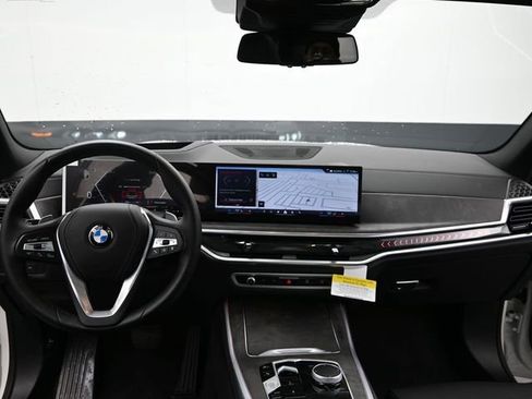 New 2026 BMW X5 sDrive40i w/ Premium Package RWD image 14