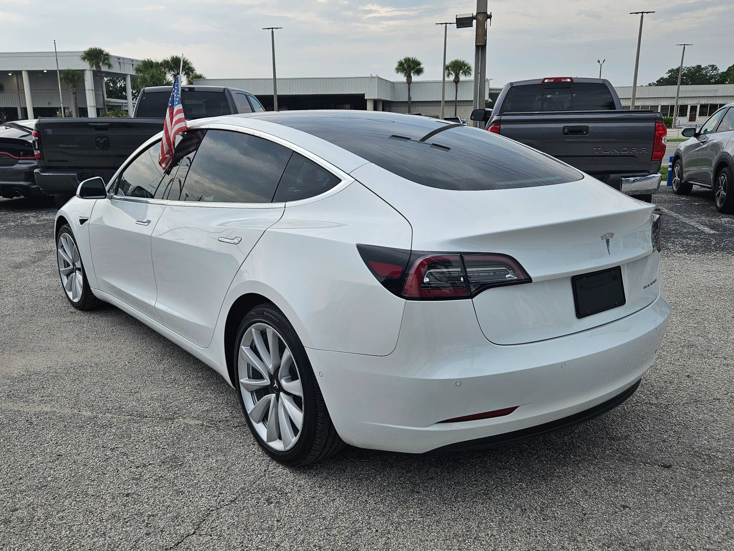Used 2020 Tesla Model 3 Long Range AWD/4WD image 6