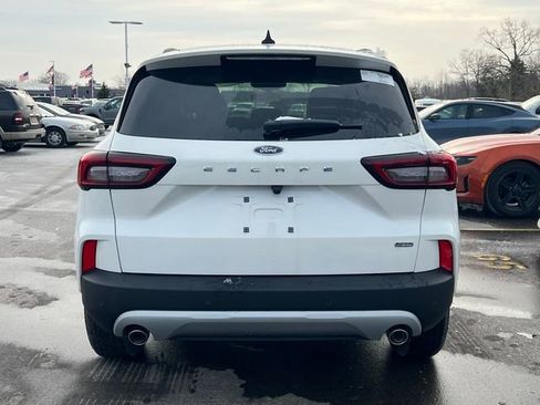 New 2026 Ford Escape SE image 6