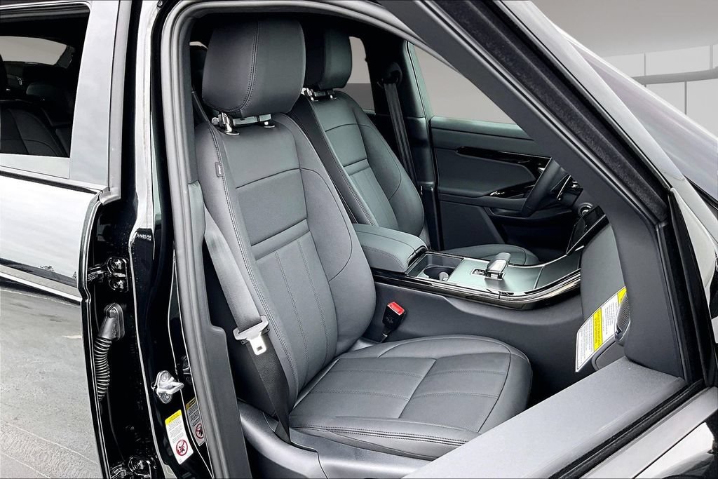 New 2026 Land Rover Range Rover Evoque S AWD/4WD image 11