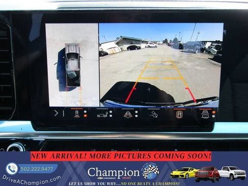 Used 2026 GMC Sierra 2500 SLT AWD/4WD image 19