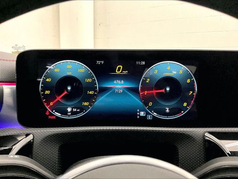 Used 2022 Mercedes-Benz CLA 250 image 23
