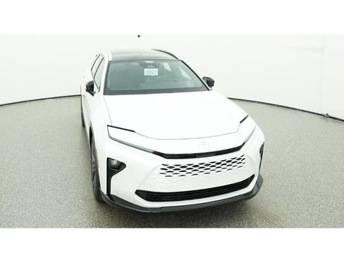 New 2026 Toyota Crown Signia AWD/4WD image 18