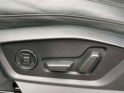 Used 2023 Audi Q8 Premium w/ Convenience Package image 19