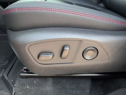 New 2026 Chevrolet Traverse RS w/ LPO, Floor Liner Package image 16