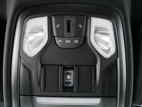 Used 2022 RAM 1500 Big Horn image 32