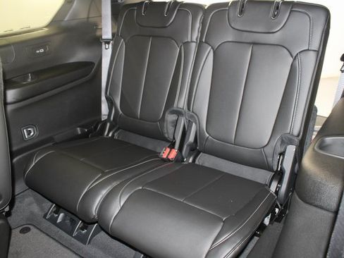 New 2025 Jeep Grand Cherokee L Limited w/ Trailer Tow Package image 20