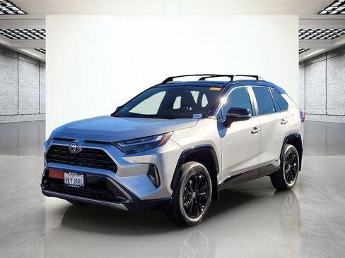 Used 2024 Toyota RAV4 XSE w/ Advanced Technology Package image 11