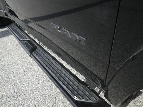 Used 2022 RAM 3500 Laramie image 11