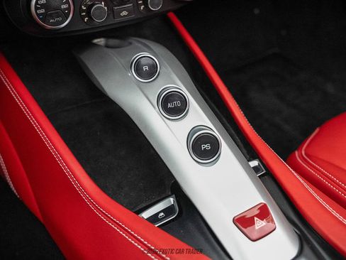 Used 2016 Ferrari California T image 57