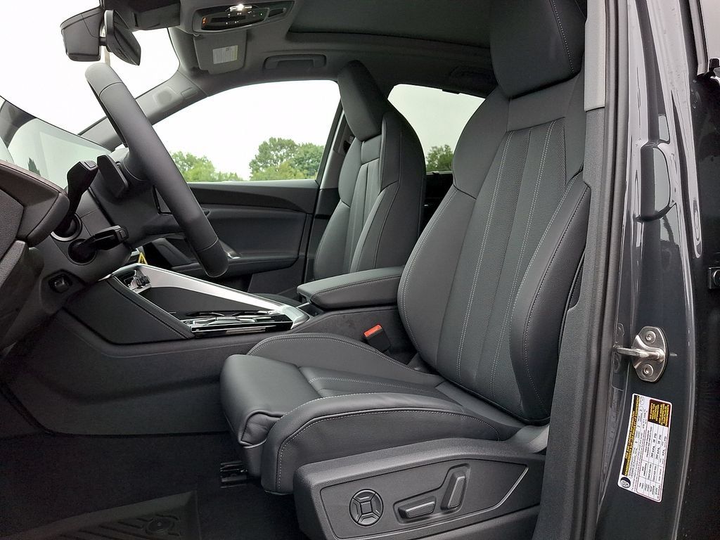 New 2026 Audi Q5 Premium Plus AWD/4WD image 11