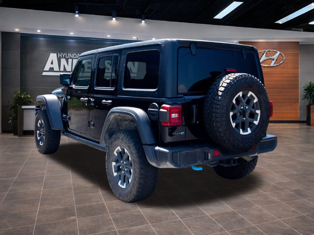 Used 2024 Jeep Wrangler Unlimited Rubicon 4xe AWD/4WD image 11