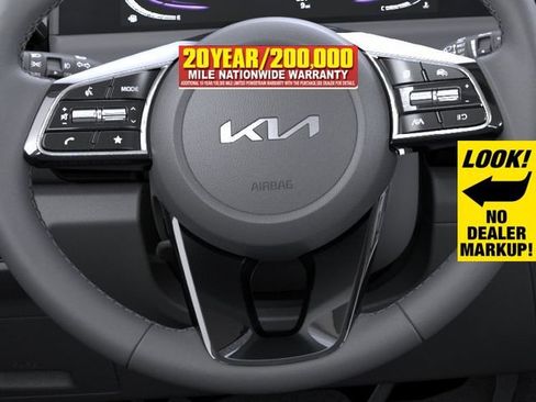 New 2026 Kia Seltos S FWD image 22