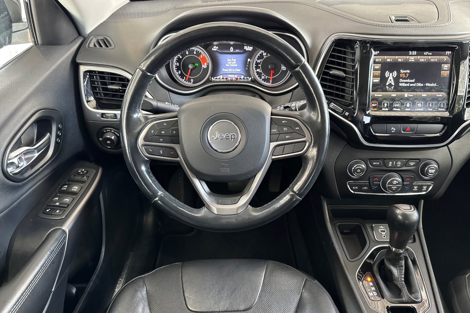 Used 2019 Jeep Cherokee Limited FWD image 18