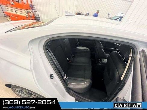 Used 2019 Genesis G70 3.3T Advanced AWD/4WD image 7