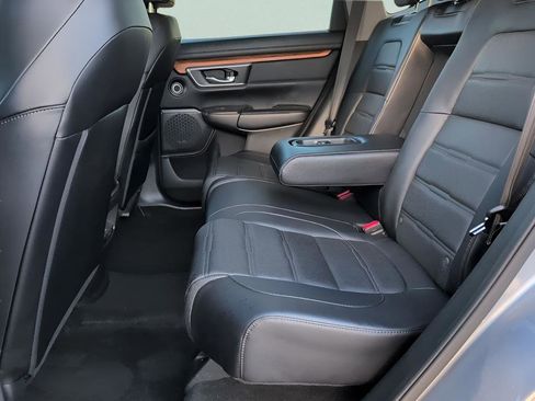 Used 2018 Honda CR-V Touring image 40