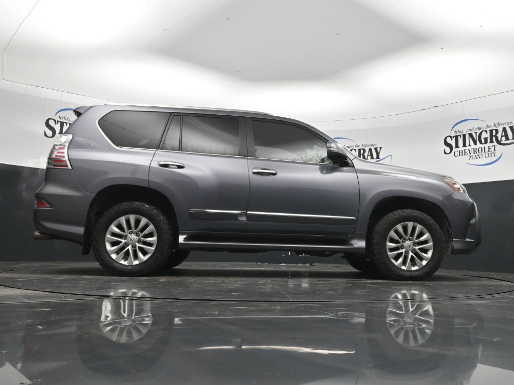 Used 2017 Lexus GX 460 Premium w/ Premium Package AWD/4WD image 33