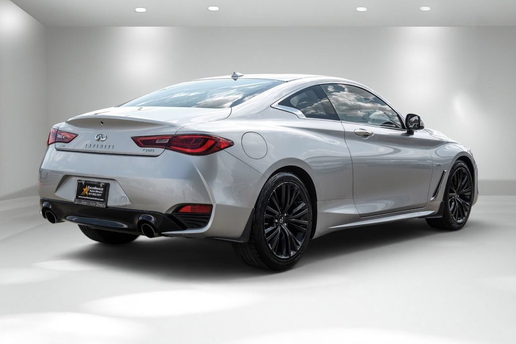 Used 2020 INFINITI Q60 3.0t Luxe AWD/4WD image 9
