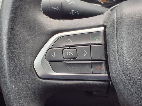 Used 2024 Jeep Compass Latitude AWD/4WD image 12