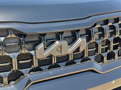Used 2024 Kia Telluride EX X-Line AWD/4WD image 10