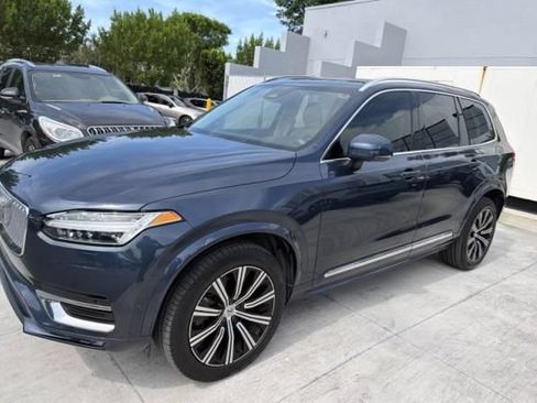 Used 2025 Volvo XC90 B5 Plus AWD/4WD image 1