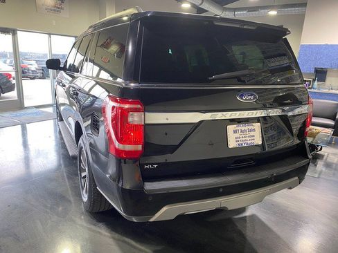 Used 2021 Ford Expedition XLT image 15