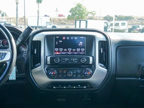 Used 2016 GMC Sierra 2500 SLE w/ SLE Preferred Package AWD/4WD image 12