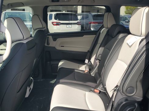 New 2026 Honda Odyssey Elite image 13