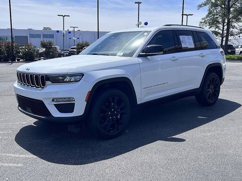 Used 2022 Jeep Grand Cherokee Limited AWD/4WD image 7
