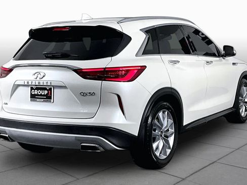 Used 2020 INFINITI QX50 Luxe w/ Navigation Package AWD/4WD image 12
