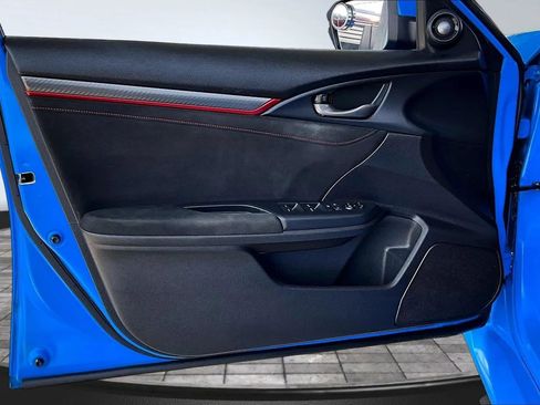 Used 2021 Honda Civic Type R image 17