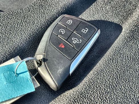 Used 2024 Chevrolet Silverado 1500 High Country w/ High Country Premium Package image 24