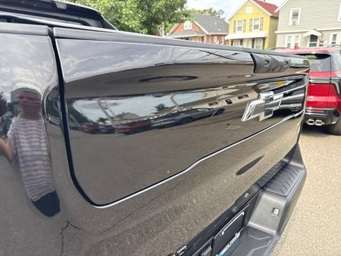 Used 2026 Chevrolet Silverado EV Trail Boss AWD/4WD image 12