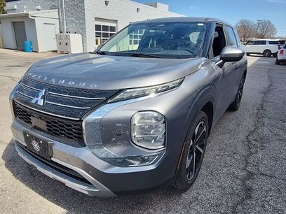 Used 2023 Mitsubishi Outlander SE