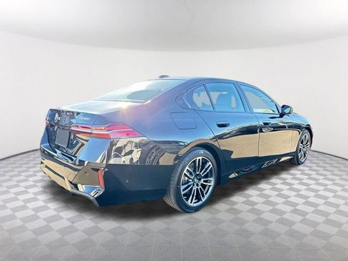 New 2026 BMW 530i xDrive w/ M Sport Package image 5