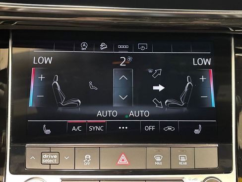 Used 2025 Audi Q7 3.0T Premium Plus AWD/4WD image 24