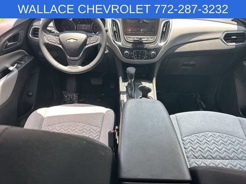 Used 2023 Chevrolet Equinox LT FWD image 15