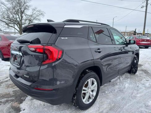 Used 2018 GMC Terrain SLE w/ Driver Convenience Package image 7