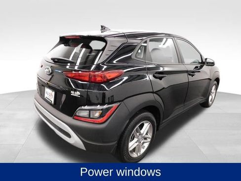 Used 2023 Hyundai Kona SE image 10