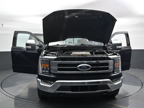 Used 2021 Ford F150 Lariat w/ FX4 Off-Road Package image 54