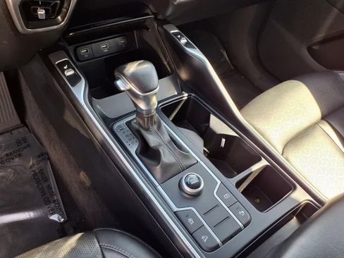 Used 2021 Kia Sorento S image 19