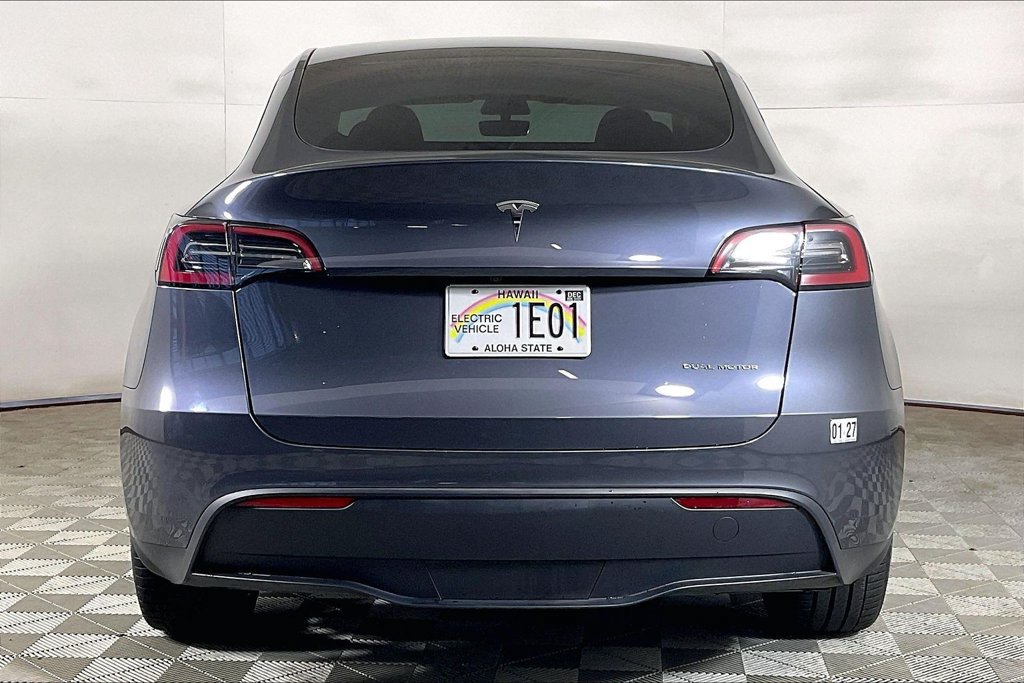 Used 2023 Tesla Model Y Long Range AWD/4WD image 3